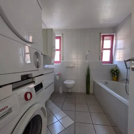 Grosse, Helle Naehe Audi Und Lidl It Appartement *